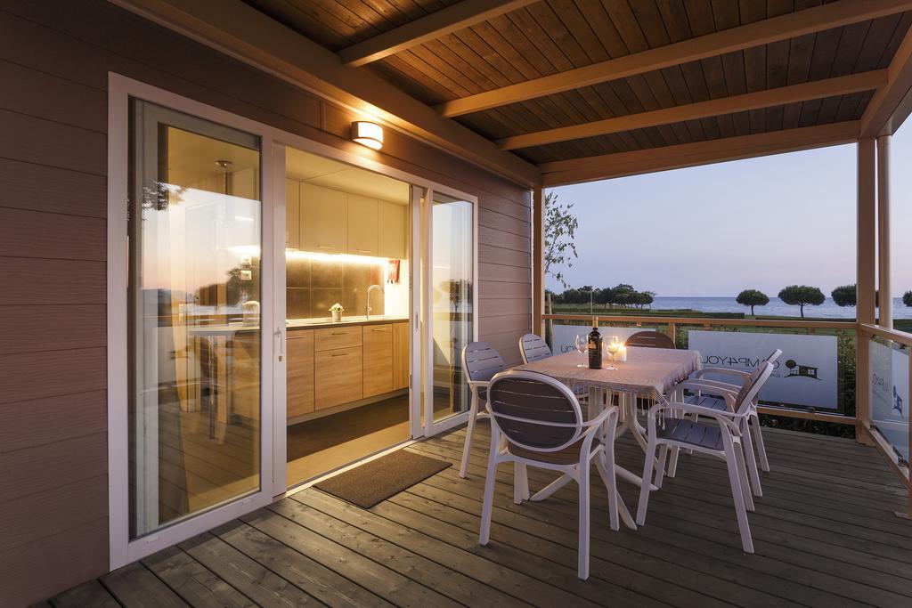 Mobile Homes Premium Vista Mare Park Umag By Camp4You Екстер'єр фото